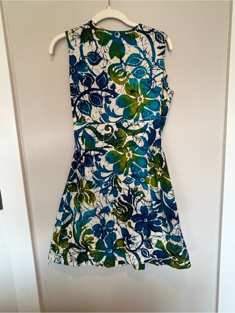 Vintage Hawaiian Sleeveless Floral Wrap Mini Dress in Blue & Green - Picture 2 of 7